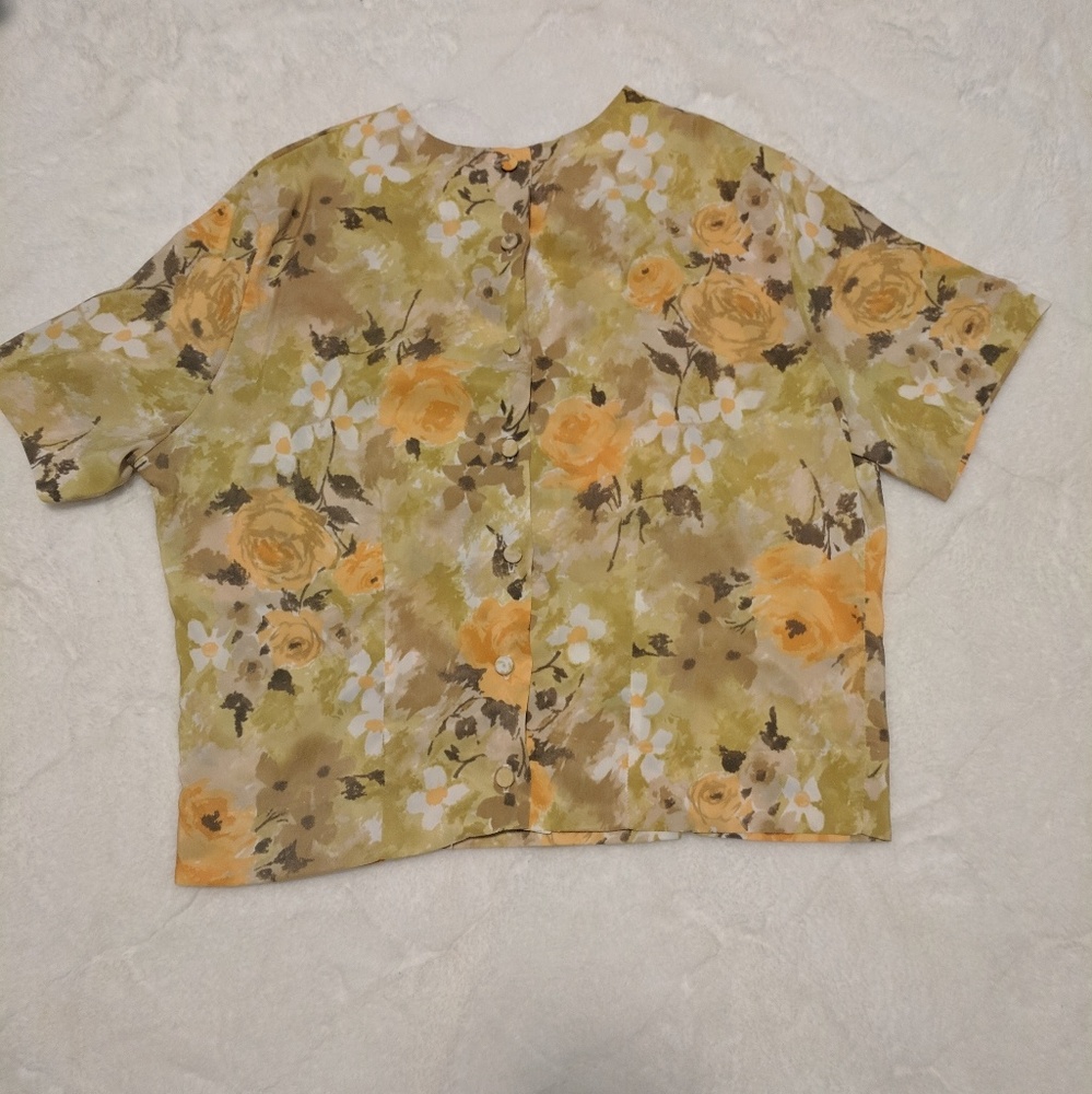 Vintage (1960s) button down top